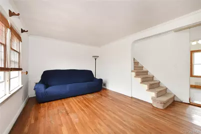 916 Center Drive, Franklin Square, NY 11010 - Photo 12