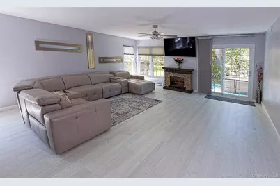 225 Kingston Drive, Ridge, NY 11961 - Photo 6