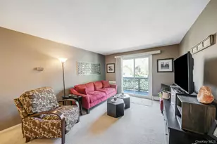 35 Fair Harbor Dr, Patchogue, NY 11772 - Photo 6