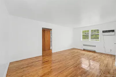 226-29 Kingsbury Avenue #B, Bayside, NY 11364 - Photo 8