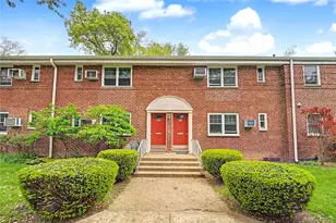 226-29 Kingsbury Ave, Bayside, NY 11364 - Photo 14
