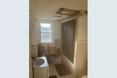 10438 202nd Street, Saint Albans, NY 11412 - Photo 10