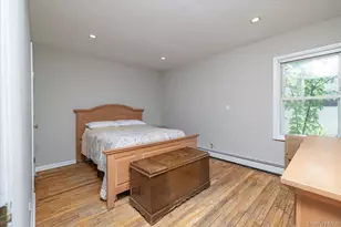 212 Gordon Ave, Westbury, NY 11590 - Photo 12