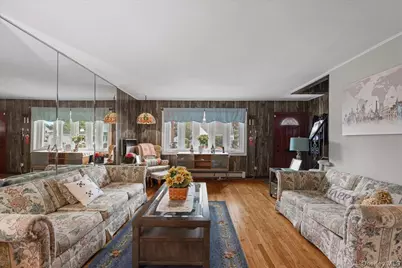 113 6th Street, New Hyde Park, NY 11040 - Photo 4
