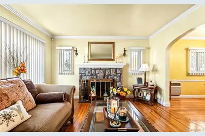 119-20 9th Avenue, College Point, NY 11356 - Photo 2