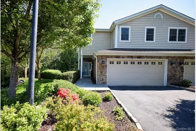 1 Preserve Court, White Plains, NY 10607 - Photo 2