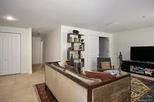1 Preserve Ct, White Plains, NY 10607 - Photo 34