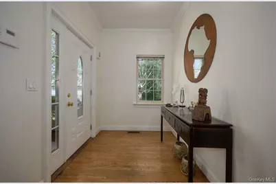 1 Preserve Court, White Plains, NY 10607 - Photo 4