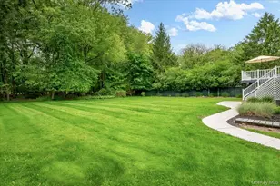 280 Maple Rd, Valley Cottage, NY 10989 - Photo 2