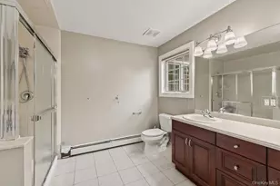 24 Oxford Dr, Suffern, NY 10901 - Photo 26
