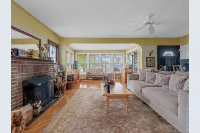 47-11 Belmont Road, Great Neck, NY 11020 - Photo 6
