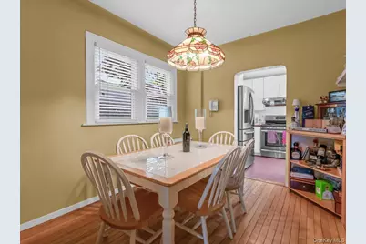47-11 Belmont Road, Great Neck, NY 11020 - Photo 10