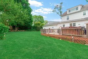 4711 Belmont Rd, Great Neck, NY 11020 - Photo 20