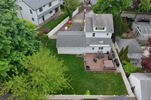 4711 Belmont Rd, Great Neck, NY 11020 - Photo 24