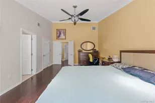 24002 Oak Park Dr, Little Neck, NY 11362 - Photo 16