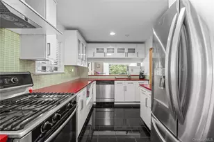 24002 Oak Park Dr, Little Neck, NY 11362 - Photo 8