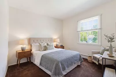 16 Amherst Lane, Smithtown, NY 11787 - Photo 20