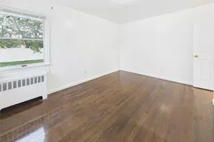 9 Ferndale Dr, Hicksville, NY 11801 - Photo 18