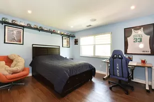 120 Estate Dr, Jericho, NY 11753 - Photo 24