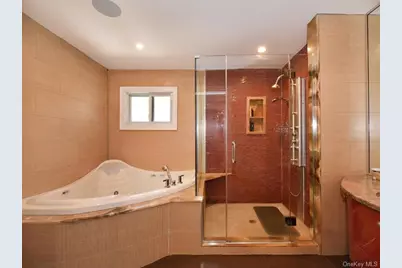 120 Estate Drive, Jericho, NY 11753 - Photo 22