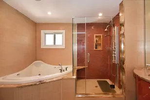 120 Estate Dr, Jericho, NY 11753 - Photo 22