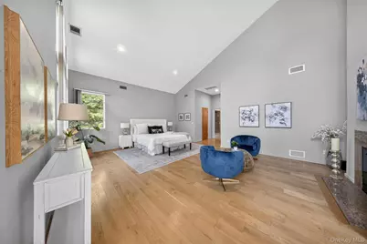80 Tall Oak Crescent, Syosset, NY 11791 - Photo 16