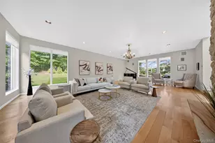 80 Tall Oak Crescent, Syosset, NY 11791 - Photo 6