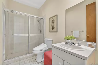 80 Tall Oak Crescent, Syosset, NY 11791 - Photo 12