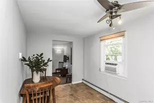 71 Paprocki Ave, West Islip, NY 11795 - Photo 8