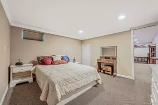 193 Dix Hills Rd, Dix Hills, NY 11746 - Photo 30