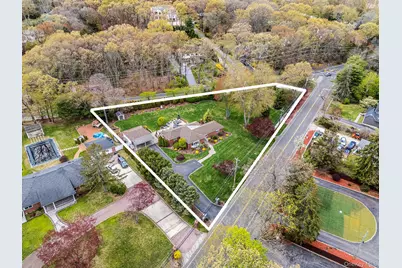 193 Dix Hills Road, Dix Hills, NY 11746 - Photo 36