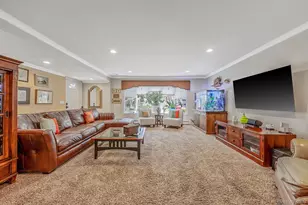 193 Dix Hills Rd, Dix Hills, NY 11746 - Photo 6