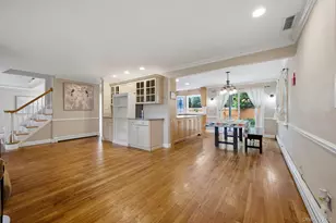 6 Frost Pond Rd, Greenlawn, NY 11740 - Photo 16