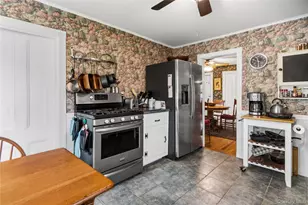 101 Jayne Ave, Patchogue, NY 11772 - Photo 12