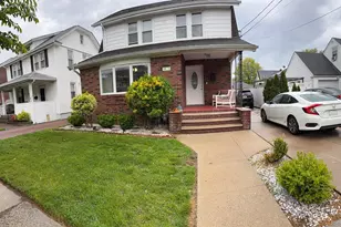 46 E Melrose St, Valley Stream, NY 11580 - Photo 2