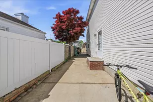 109 Gordon Ave, Westbury, NY 11590 - Photo 22