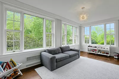 7 Forest Circle, New Rochelle, NY 10804 - Photo 8