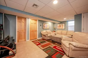 2539 Bradley Ct, Merrick, NY 11566 - Photo 24