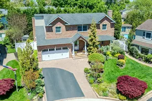 2539 Bradley Ct, Merrick, NY 11566 - Photo 36