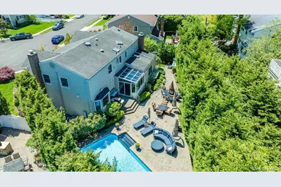 2539 Bradley Court, Merrick, NY 11566 - Photo 38