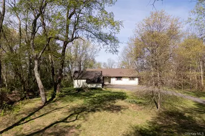 97 Spencer Drive, Red Hook, NY 12571 - Photo 4