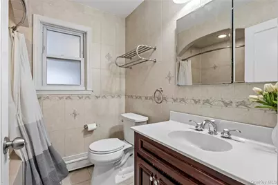 2459 Woodland Avenue, Wantagh, NY 11793 - Photo 18