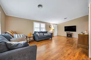 1407 Middle, Calverton, NY 11933 - Photo 12