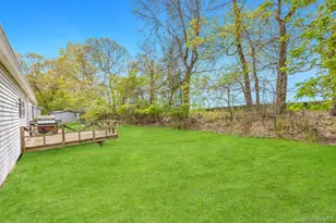 1407 Middle, Calverton, NY 11933 - Photo 10