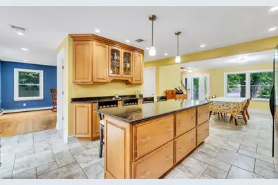 269 Southport Street, Ronkonkoma, NY 11779 - Photo 20