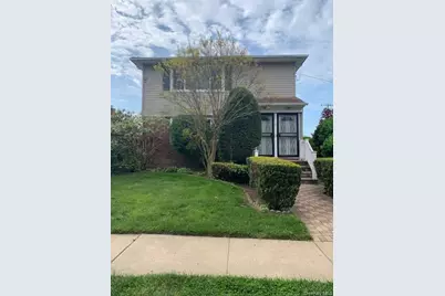 2 Vanata Court, Hempstead, NY 11550 - Photo 1
