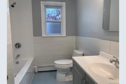 2 Vanata Court, Hempstead, NY 11550 - Photo 10