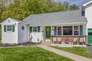 110 Cottontail Ln, Woodstock, NY 12498 - Photo 2
