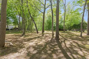 105 Nadia Ct, Port Jefferson, NY 11777 - Photo 34