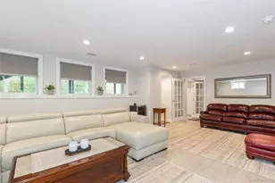 105 Nadia Ct, Port Jefferson, NY 11777 - Photo 26
